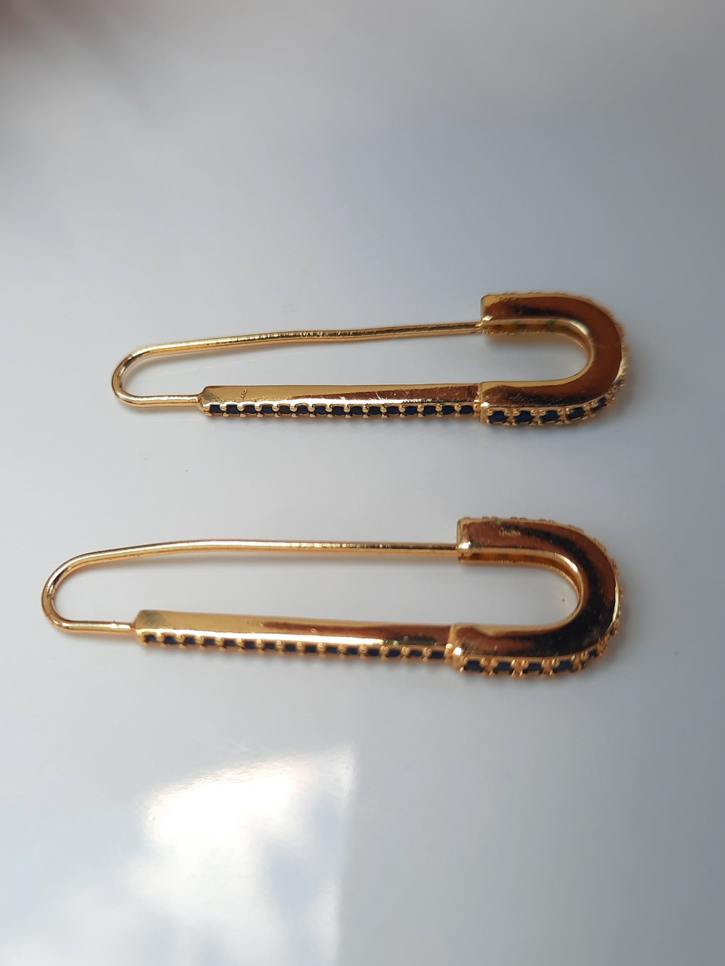 SAFTEY PIN earrings